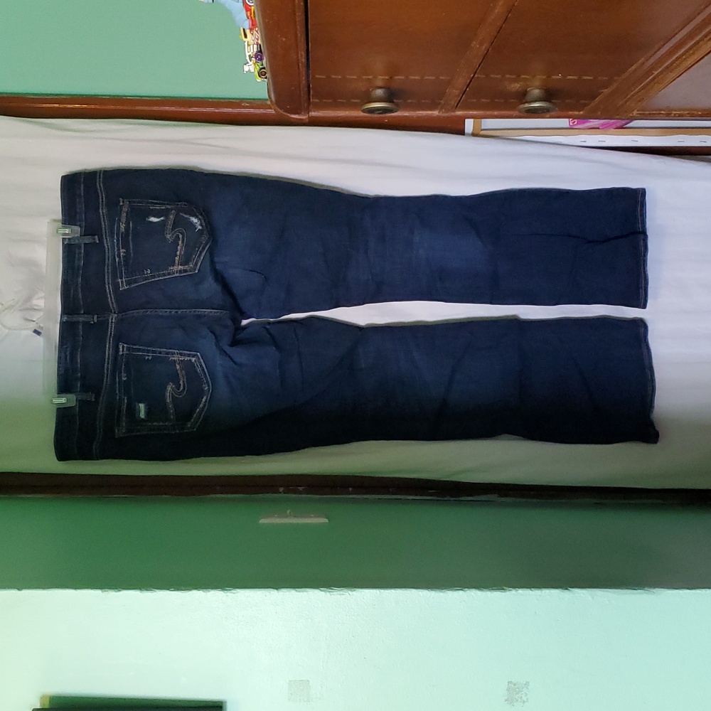 Silver Jeans Co Elyse Slim Bootcut Jeans - image 7